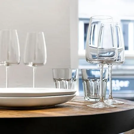 Korter 2br 98m2 In Old Town With View And Free Parking! *