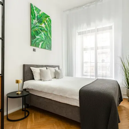 2br 98m2 In Old Town With View And Free Parking! Apartment *