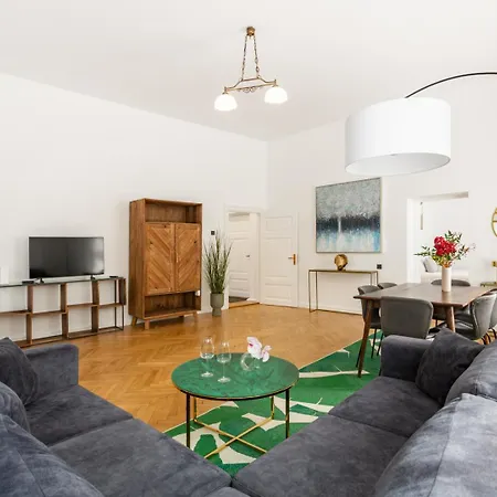 2br 98m2 In Old Town With View And Free Parking! *