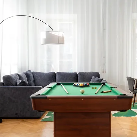 2br 98m2 In Old Town With View And Free Parking! Korter *