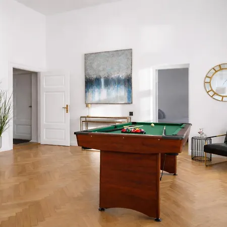 2br 98m2 Old Town With Pool Table And Free Parking! 公寓 塔林