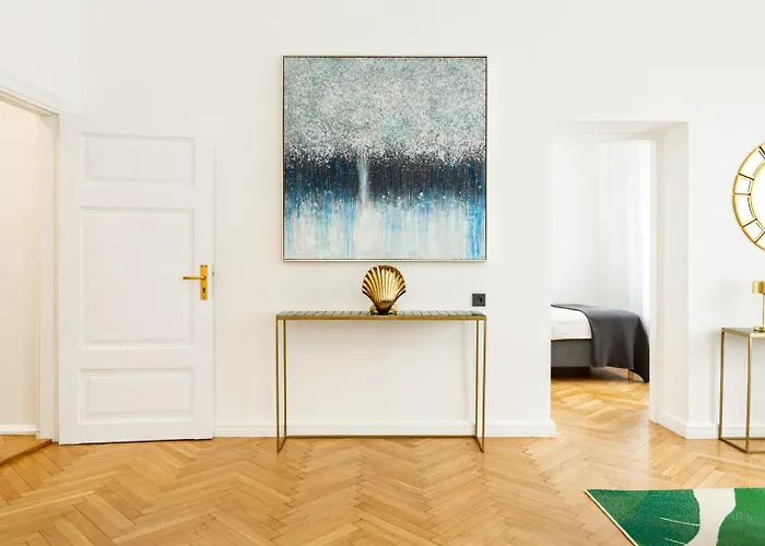 Apartamento 2br 98m2 In Old Town With View And Free Parking!