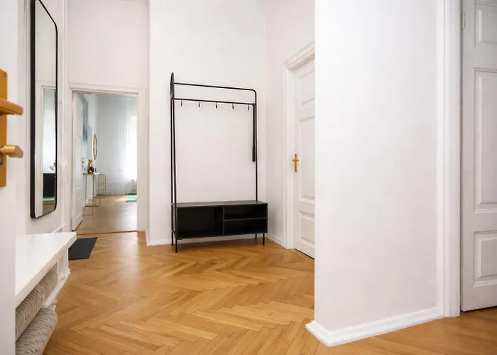 Apartamento 2br 98m2 In Old Town With View And Free Parking!