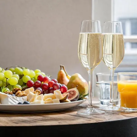 Appartement 2br 98m2 Old Town With Pool Table And Free Parking! *