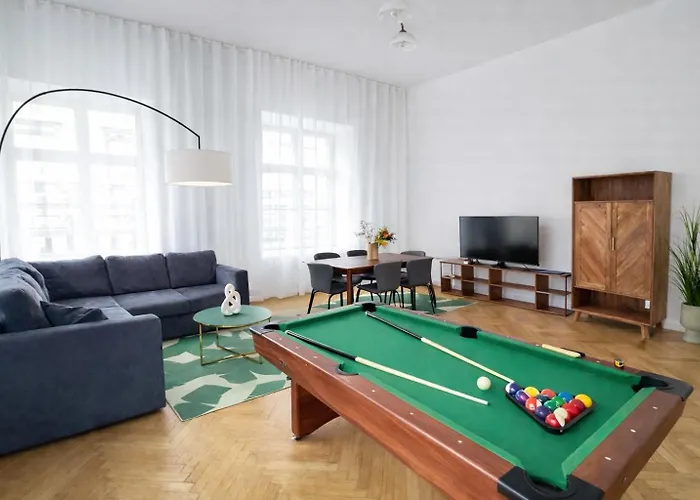 2br 98m2 In Old Town With View And Free Parking!