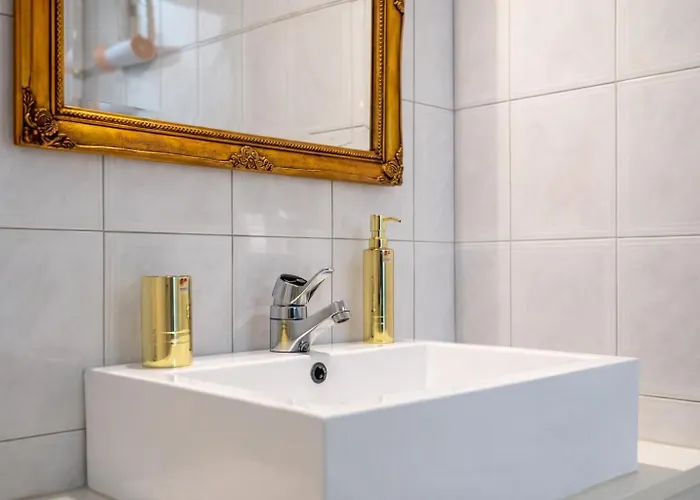 2br 98m2 In Old Town With View And Free Parking! Reval